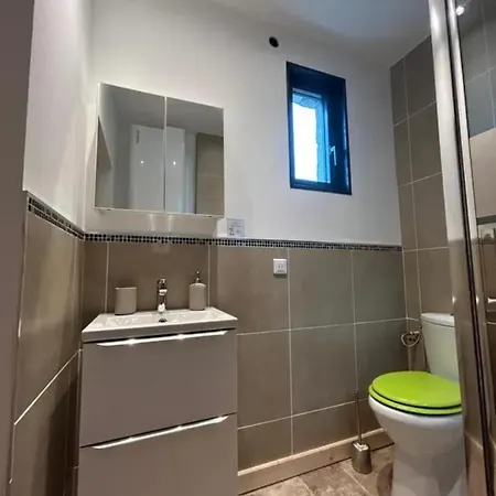 Maison Pres De Avec Piscine Jardin Semesterbostad *